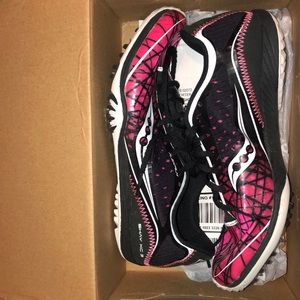Saucony Women Track Spikes